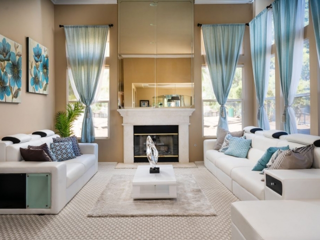 Palmdale Living Room Cycles of Change Recovery Services in Palmdale California living room